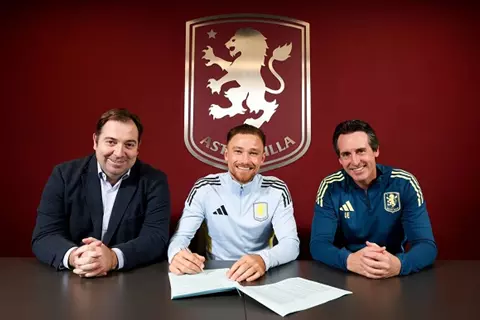 رسميا.. أستون فيلا يعلن تجديد عقد ماتي كاش